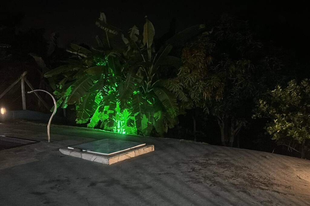 Chácara Aloés - piscina climatizada, suíte com ar cond banheira hidromassagem