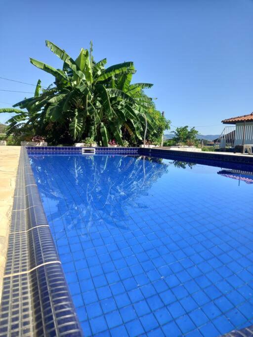 Chácara Aloés - piscina climatizada, suíte com ar cond banheira hidromassagem