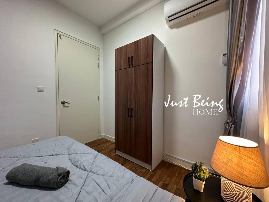 JBH Family Suite for 6pax King/Queen/Single/Sofa
