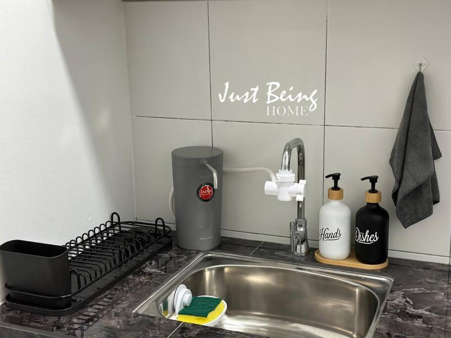 JBH Family Suite for 6pax King/Queen/Single/Sofa