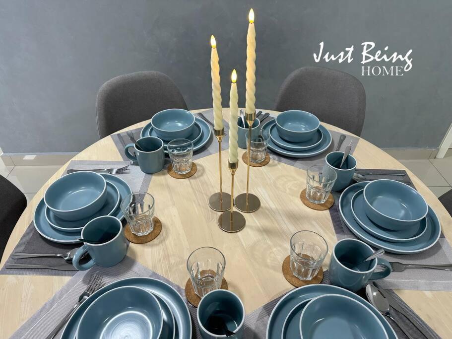 JBH Family Suite for 6pax King/Queen/Single/Sofa
