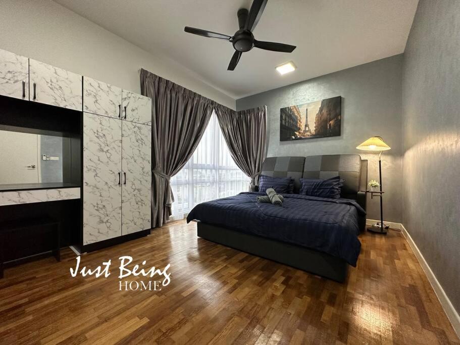 JBH Family Suite for 6pax King/Queen/Single/Sofa