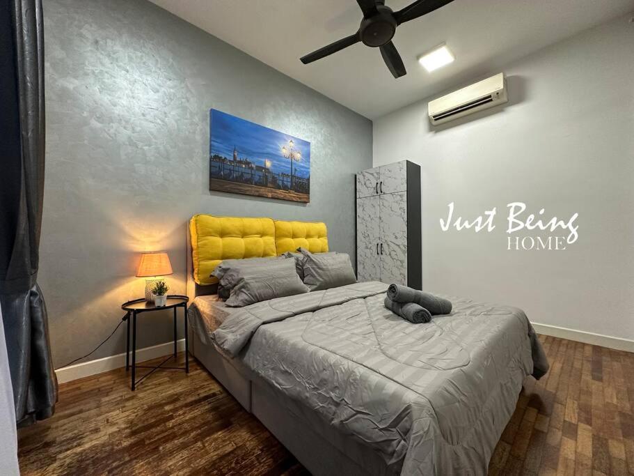 JBH Family Suite for 6pax King/Queen/Single/Sofa