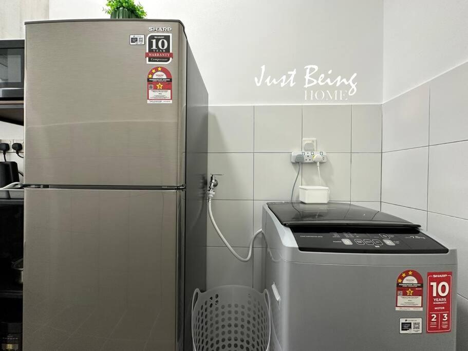 JBH Family Suite for 6pax King/Queen/Single/Sofa