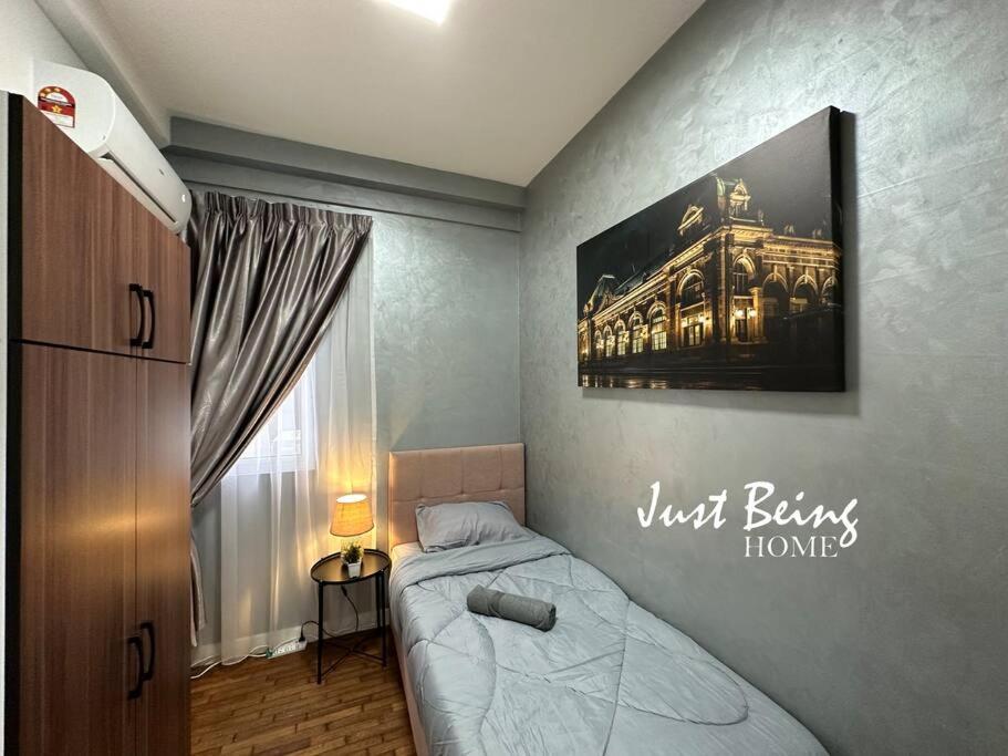 JBH Family Suite for 6pax King/Queen/Single/Sofa