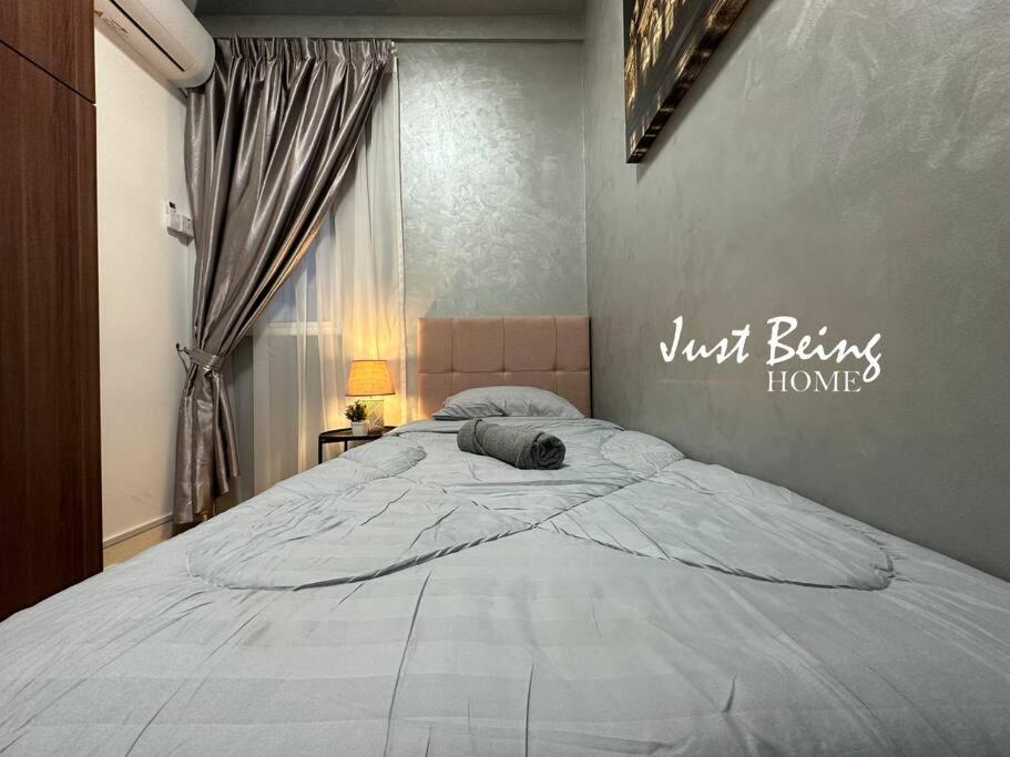 JBH Family Suite for 6pax King/Queen/Single/Sofa