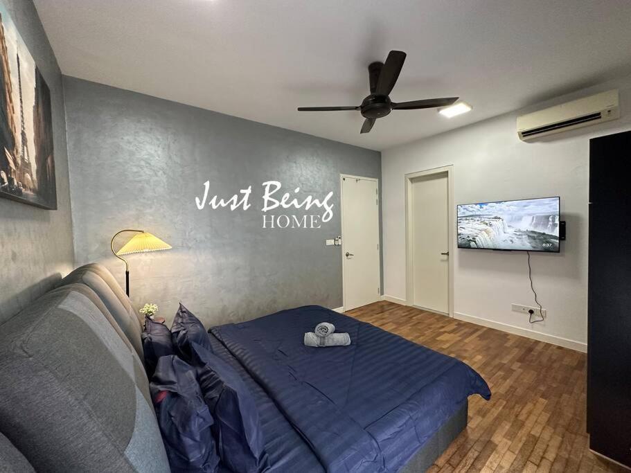 JBH Family Suite for 6pax King/Queen/Single/Sofa
