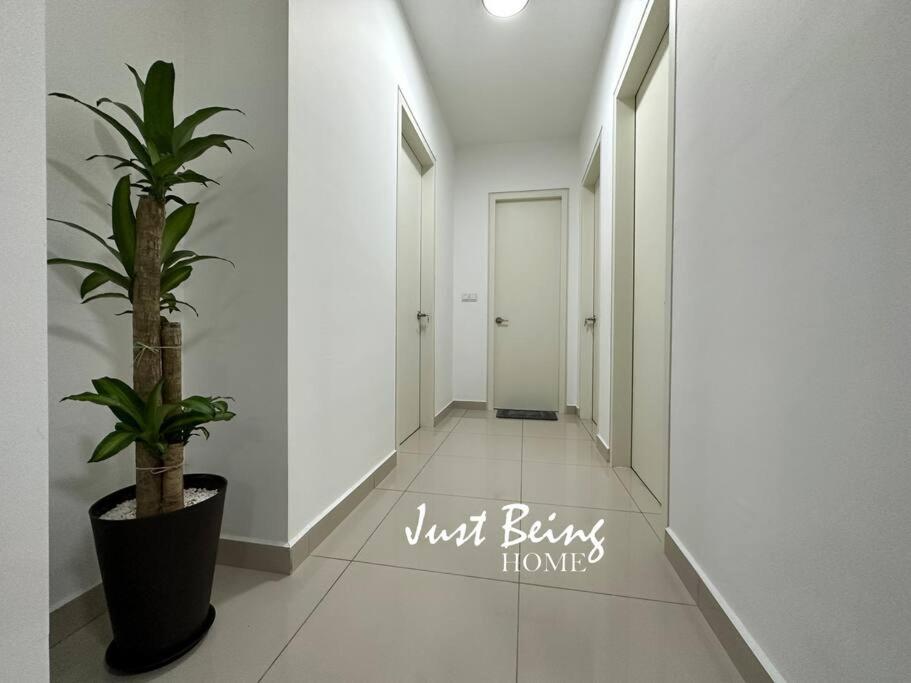 JBH Family Suite for 6pax King/Queen/Single/Sofa