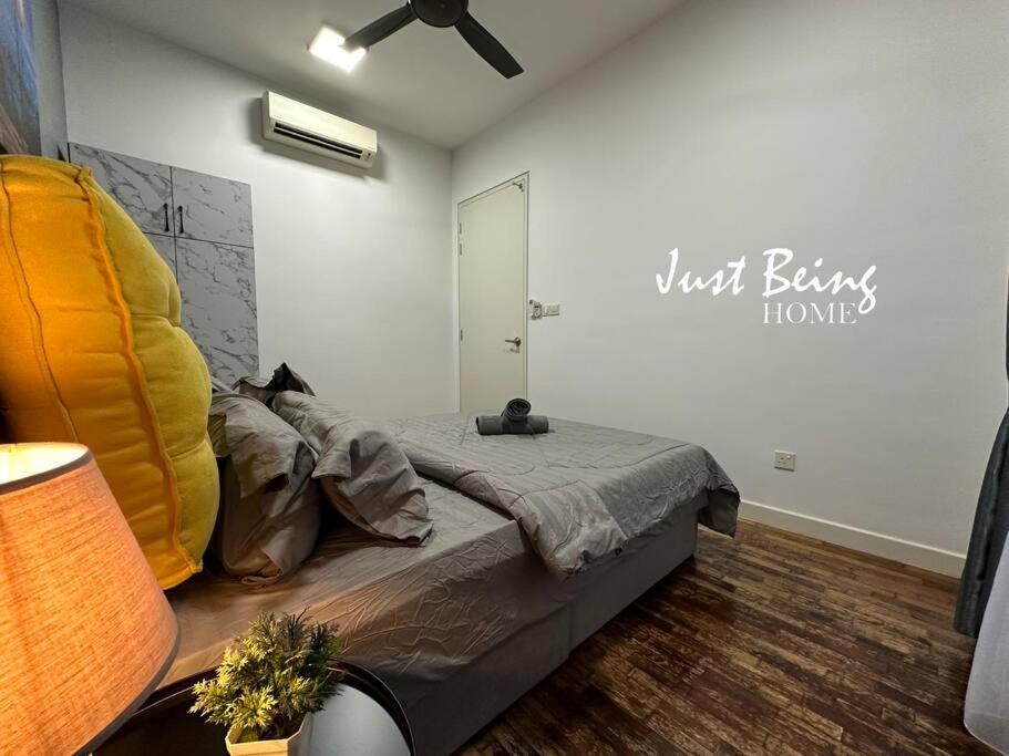JBH Family Suite for 6pax King/Queen/Single/Sofa