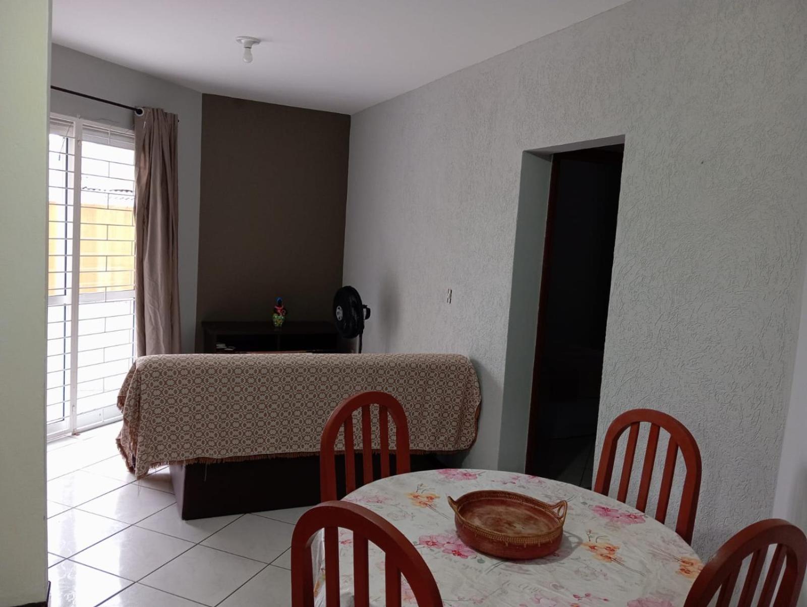 Apartamento térreo à 50 metros da praia dos Ingleses