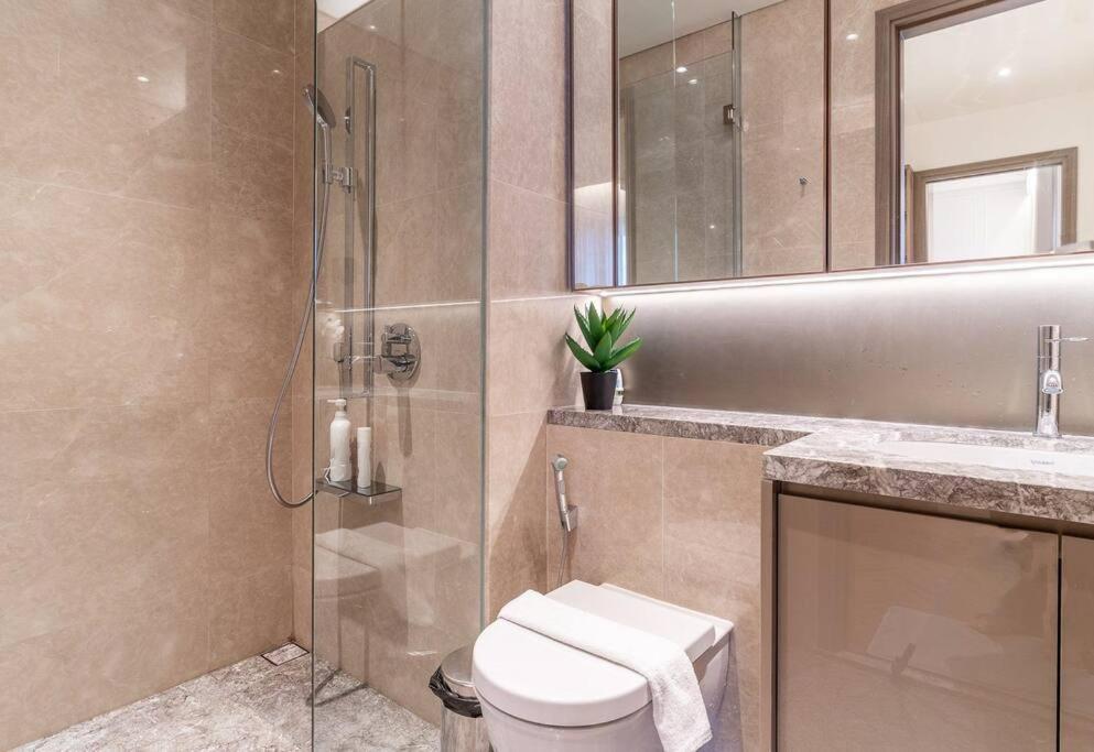 The Rixx Simple Apartment @ Marq/pool/gym/Netflix