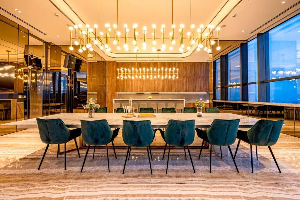 The Rixx Simple Apartment @ Marq/pool/gym/Netflix