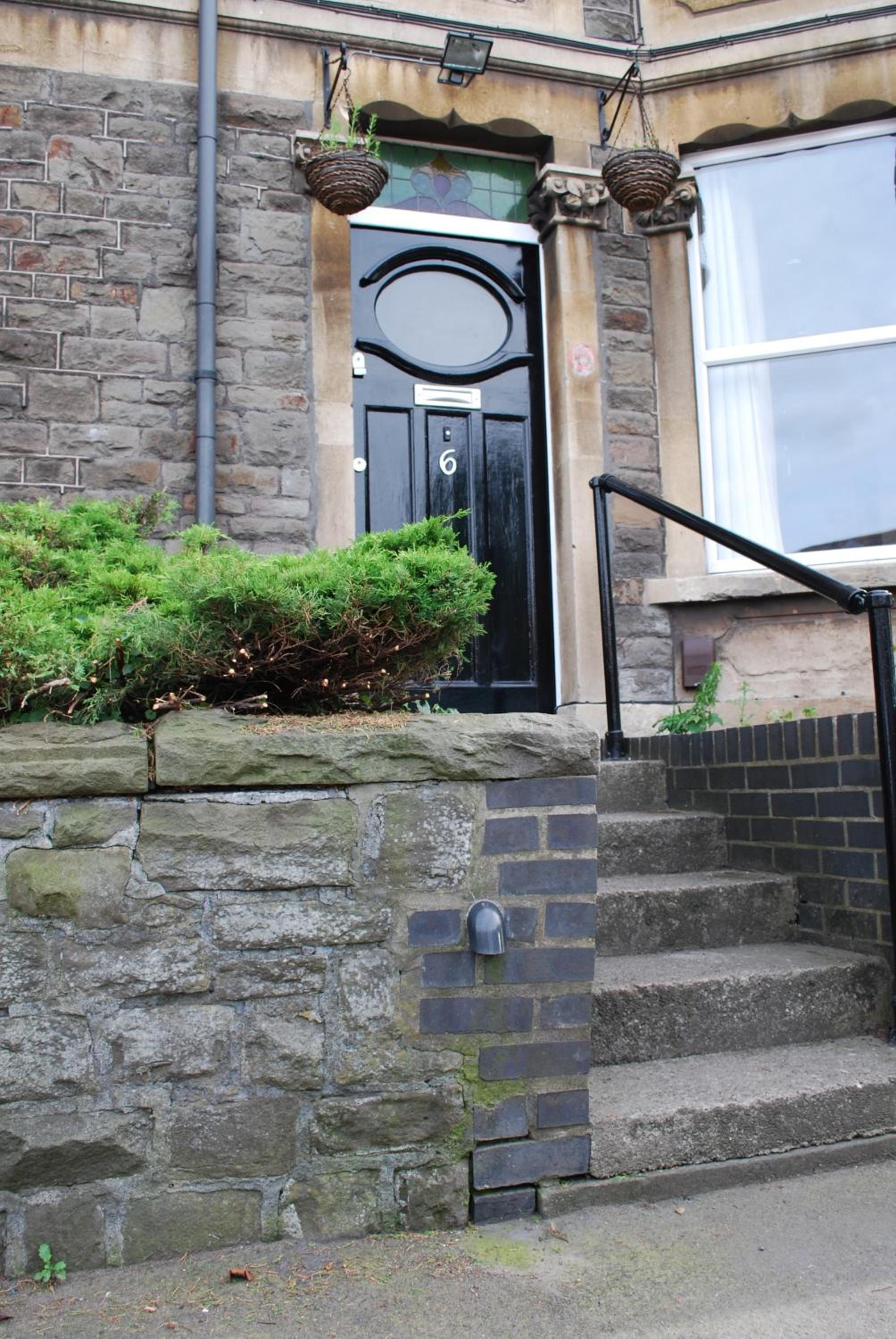 Clift Guest House