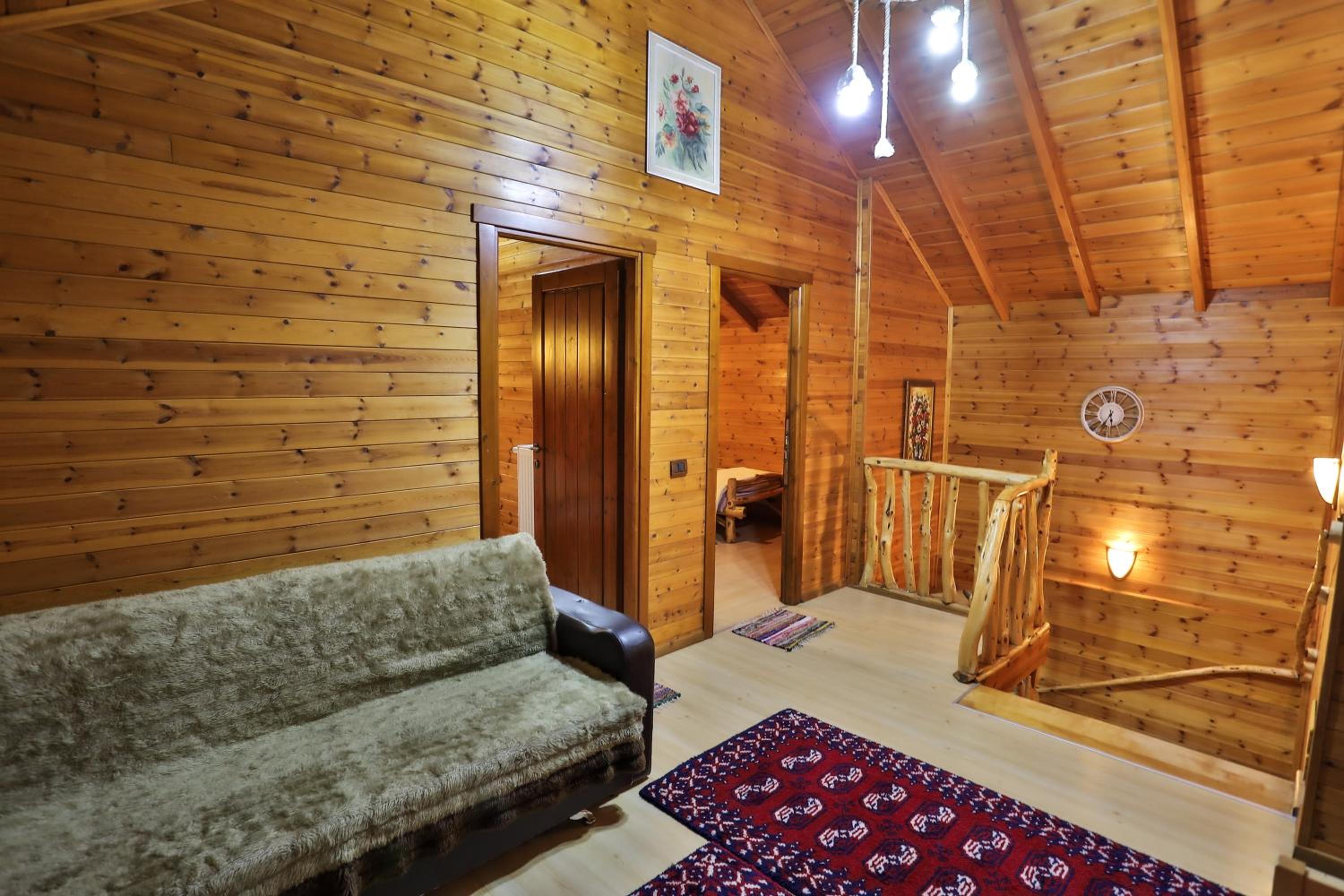 Shtepia Tradites Gjinar
