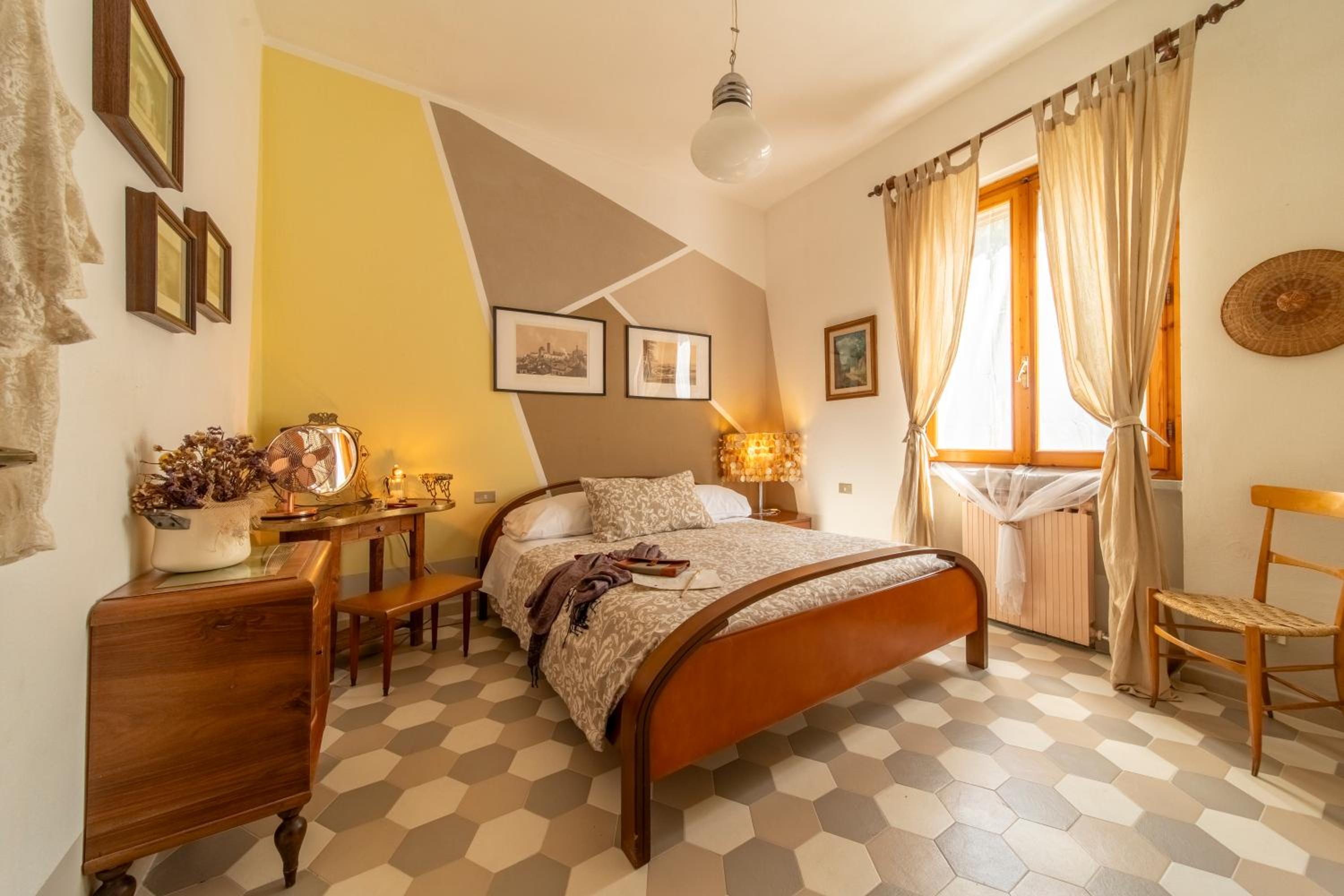 Vintage 70s Home