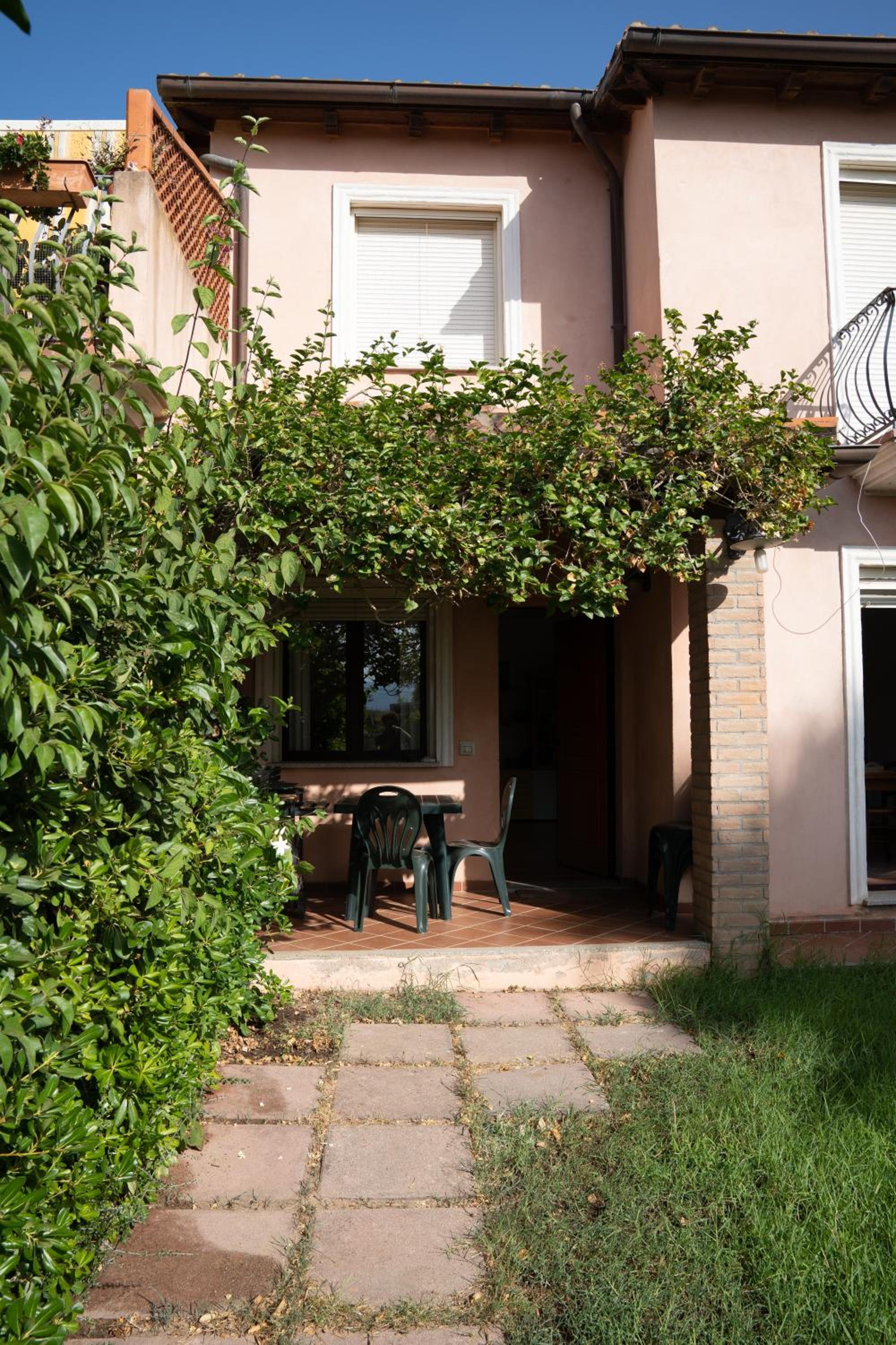 Photo 32