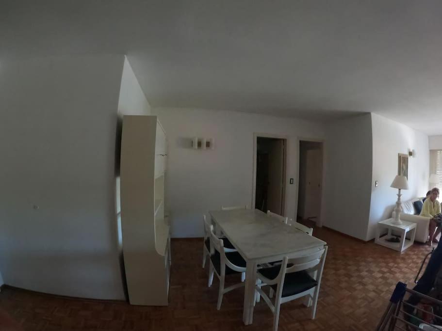 Apartamento en playa mansa, primera linea view 4