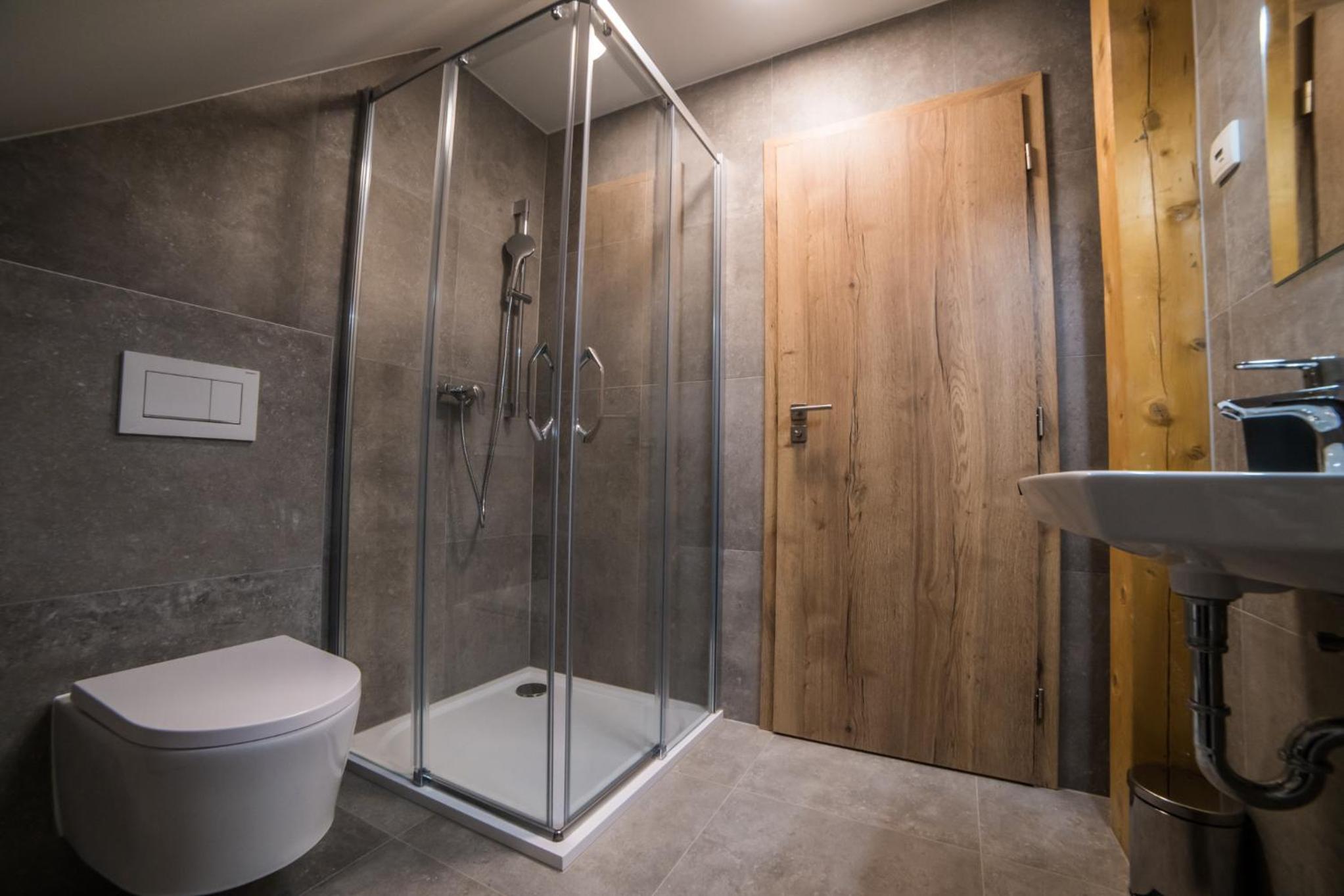 APARTMÁNY ATHEL KVILDA
