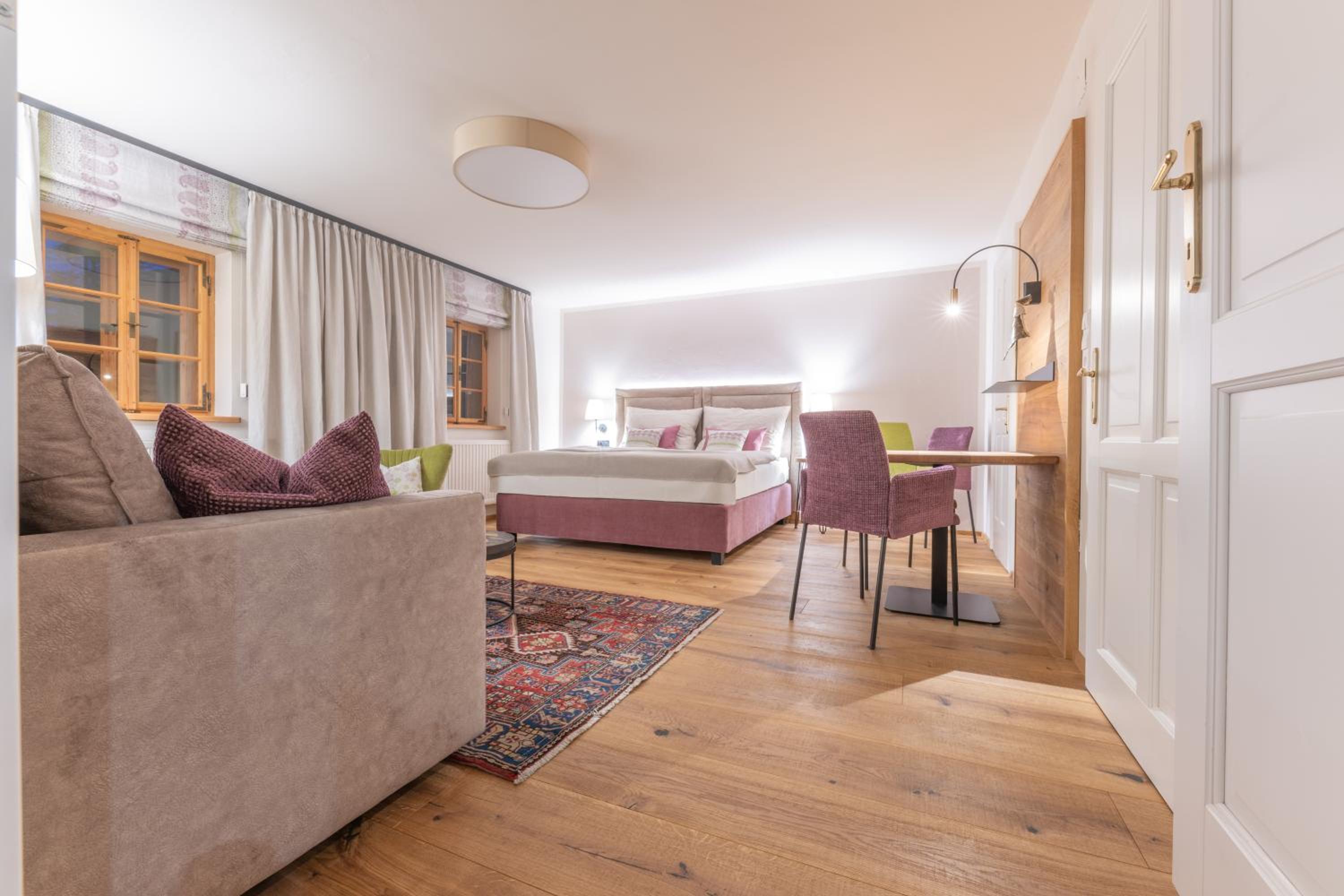 Modernes Apartment in altem Bauernhaus