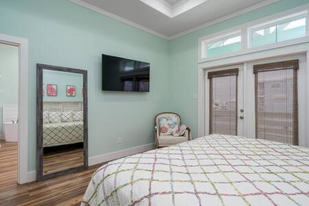 The Gruene Escape at Royal Sands