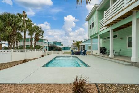 The Gruene Escape at Royal Sands