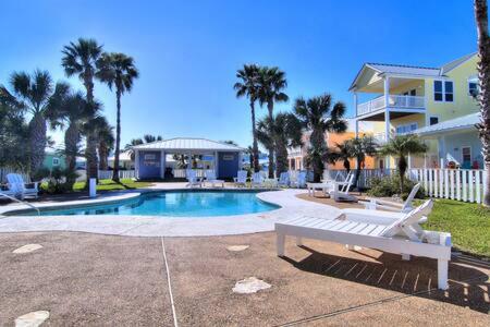 The Gruene Escape at Royal Sands