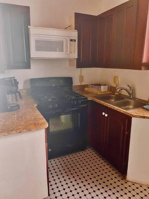 Captains Quarters at Lowry Hill view 3