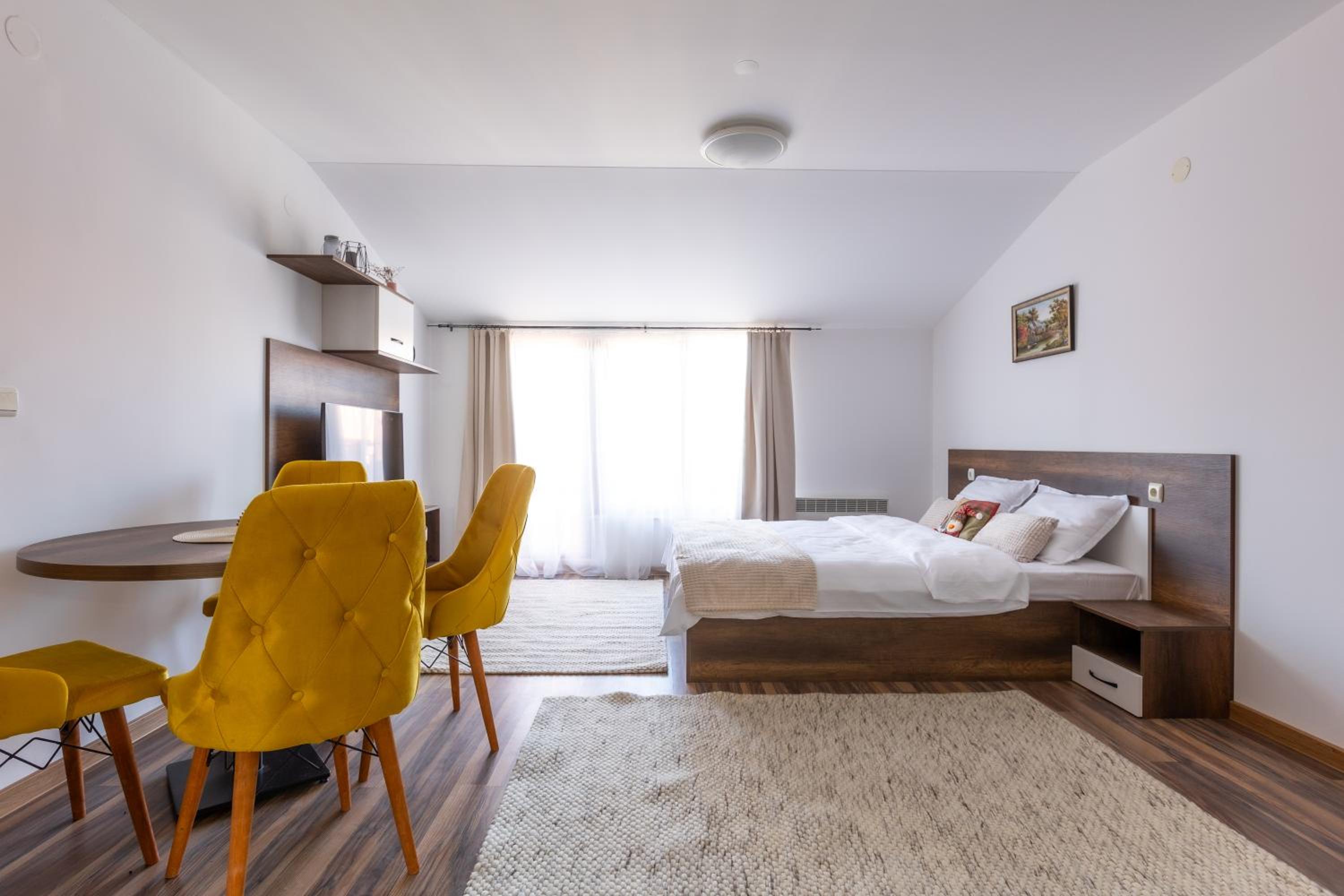 Pirin Sense Apartment Complex