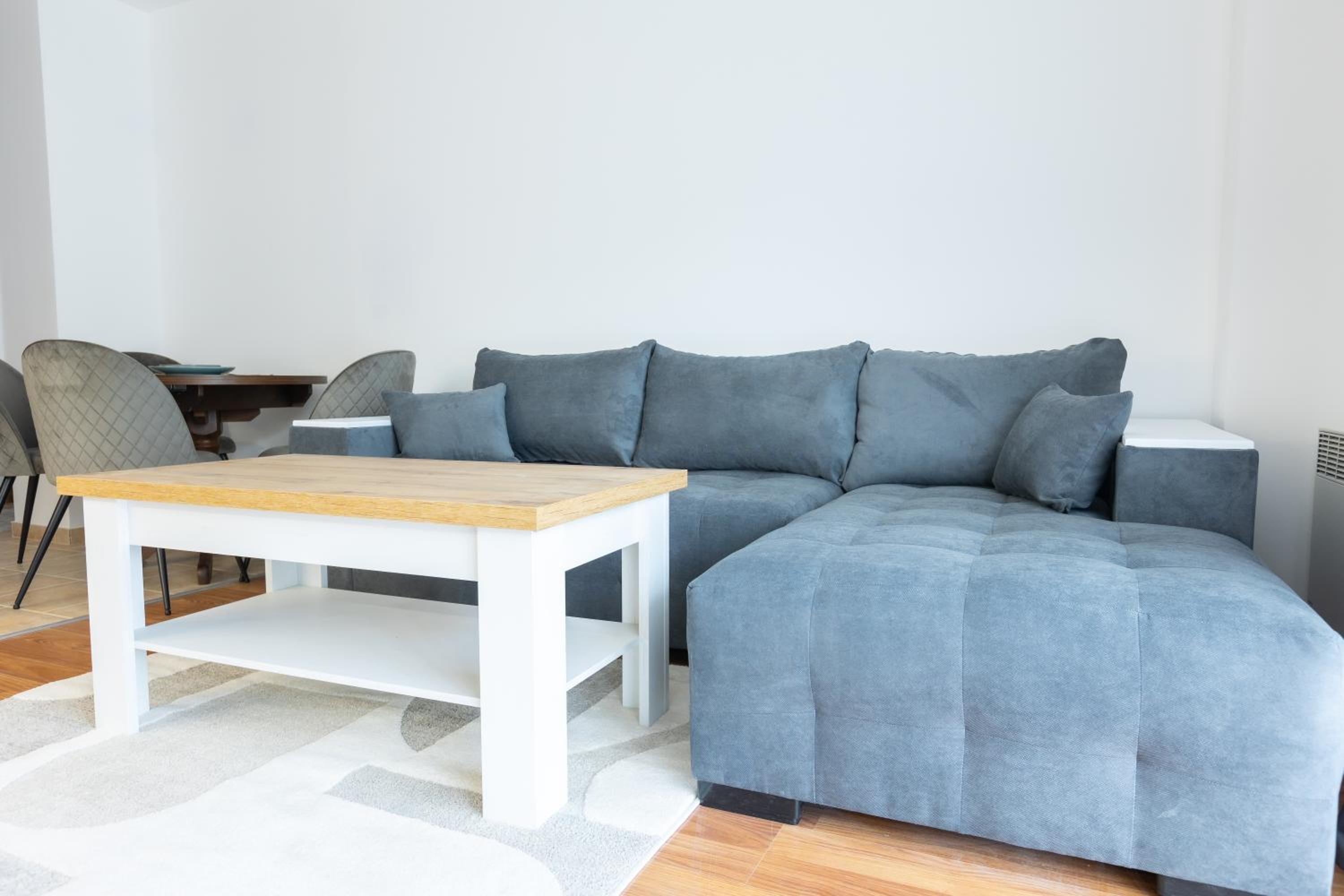 Pirin Sense Apartment Complex