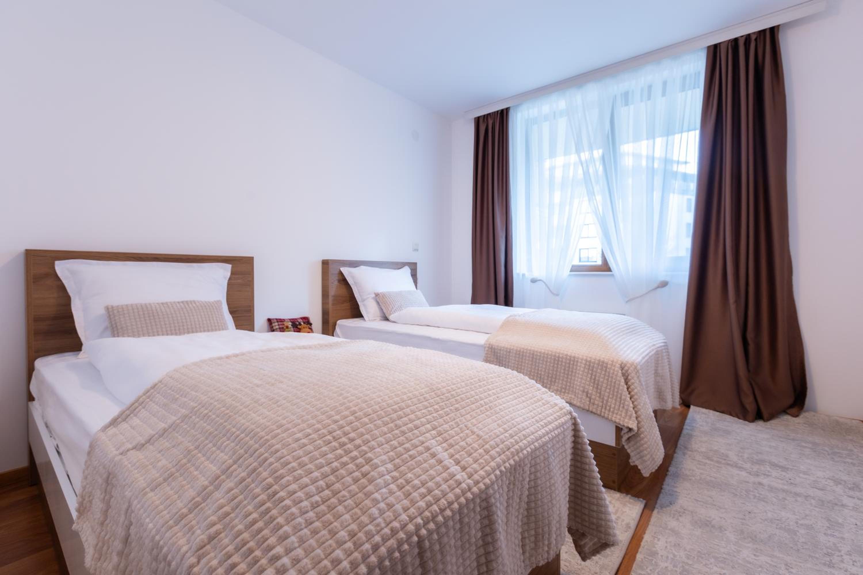 Pirin Sense Apartment Complex