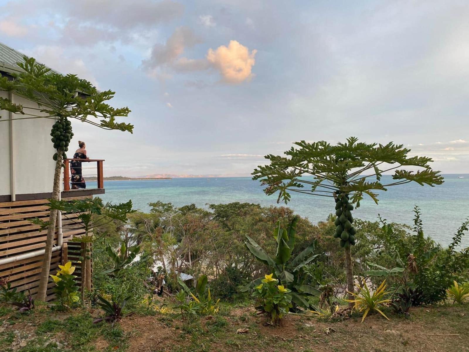 Private Oceanfront Fijian Villa Sleeps 8