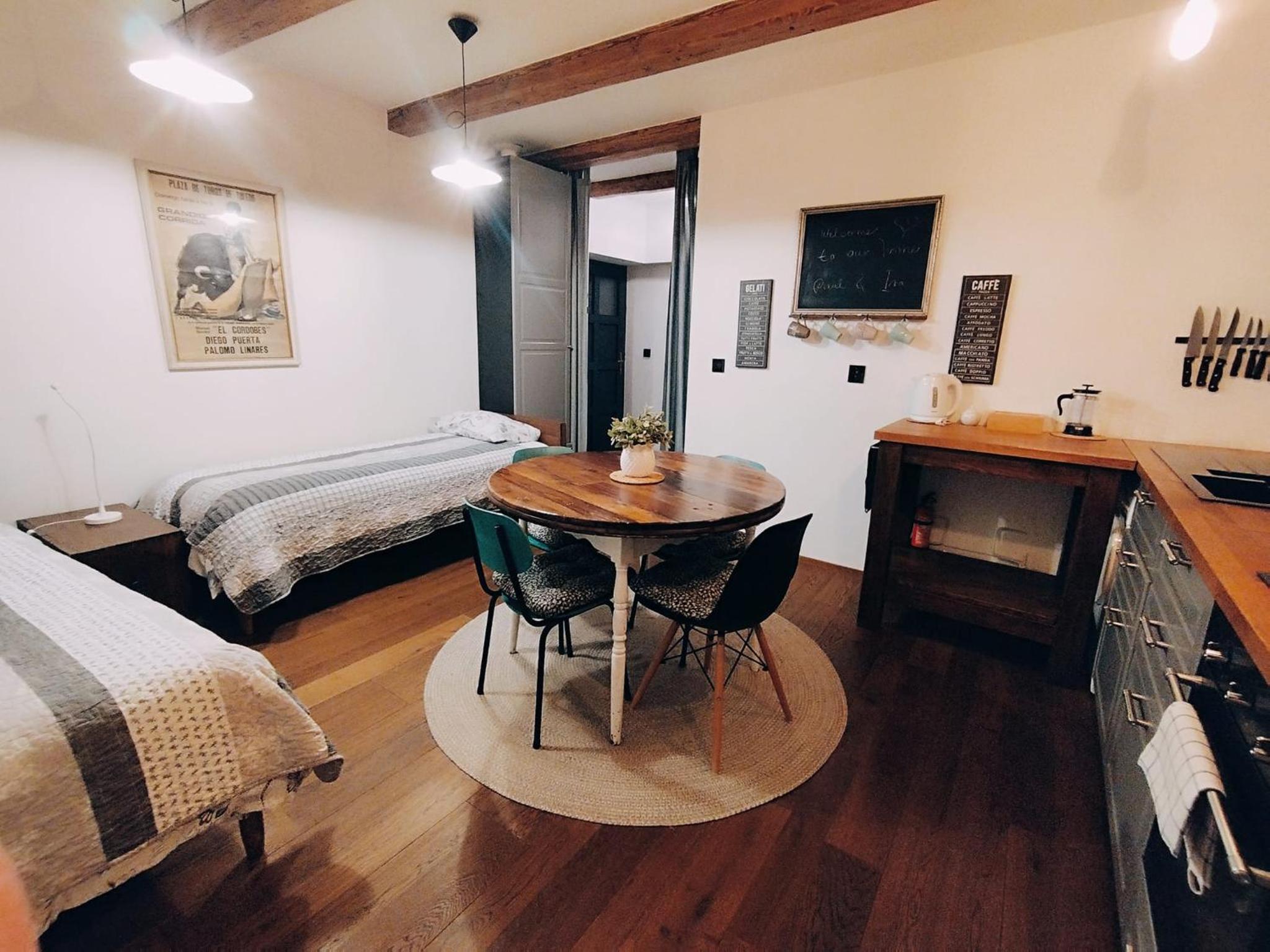 Onefourfour Apartment