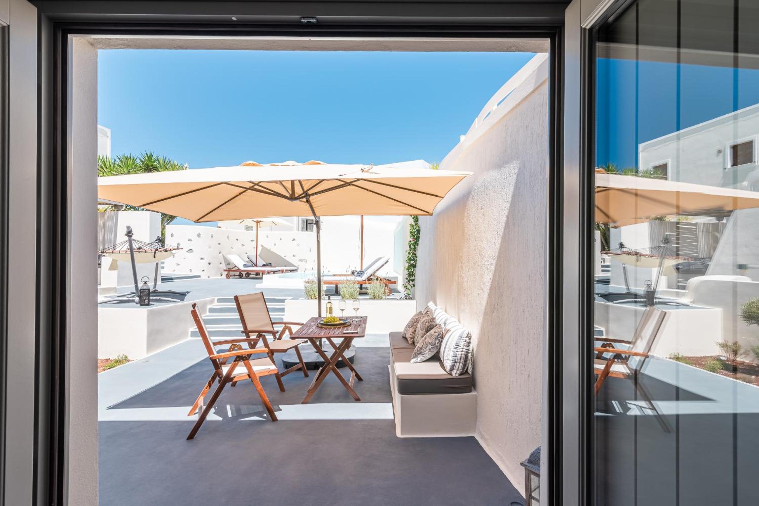 Veneston Suites photo 2