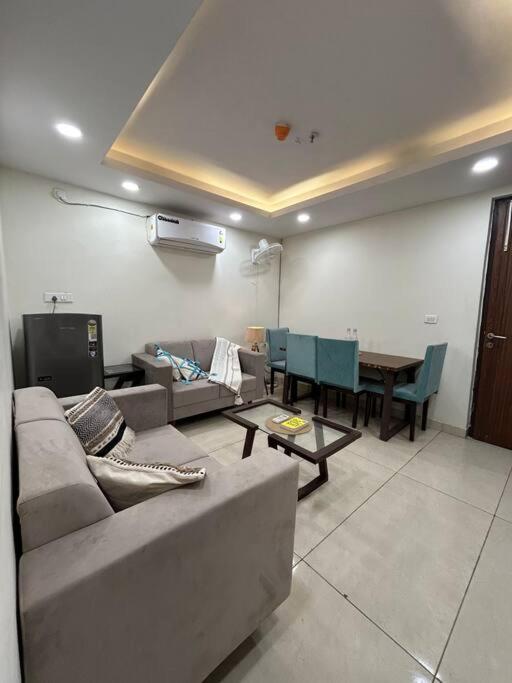 Peaceful private 1 BHK by Elegance homes view 5