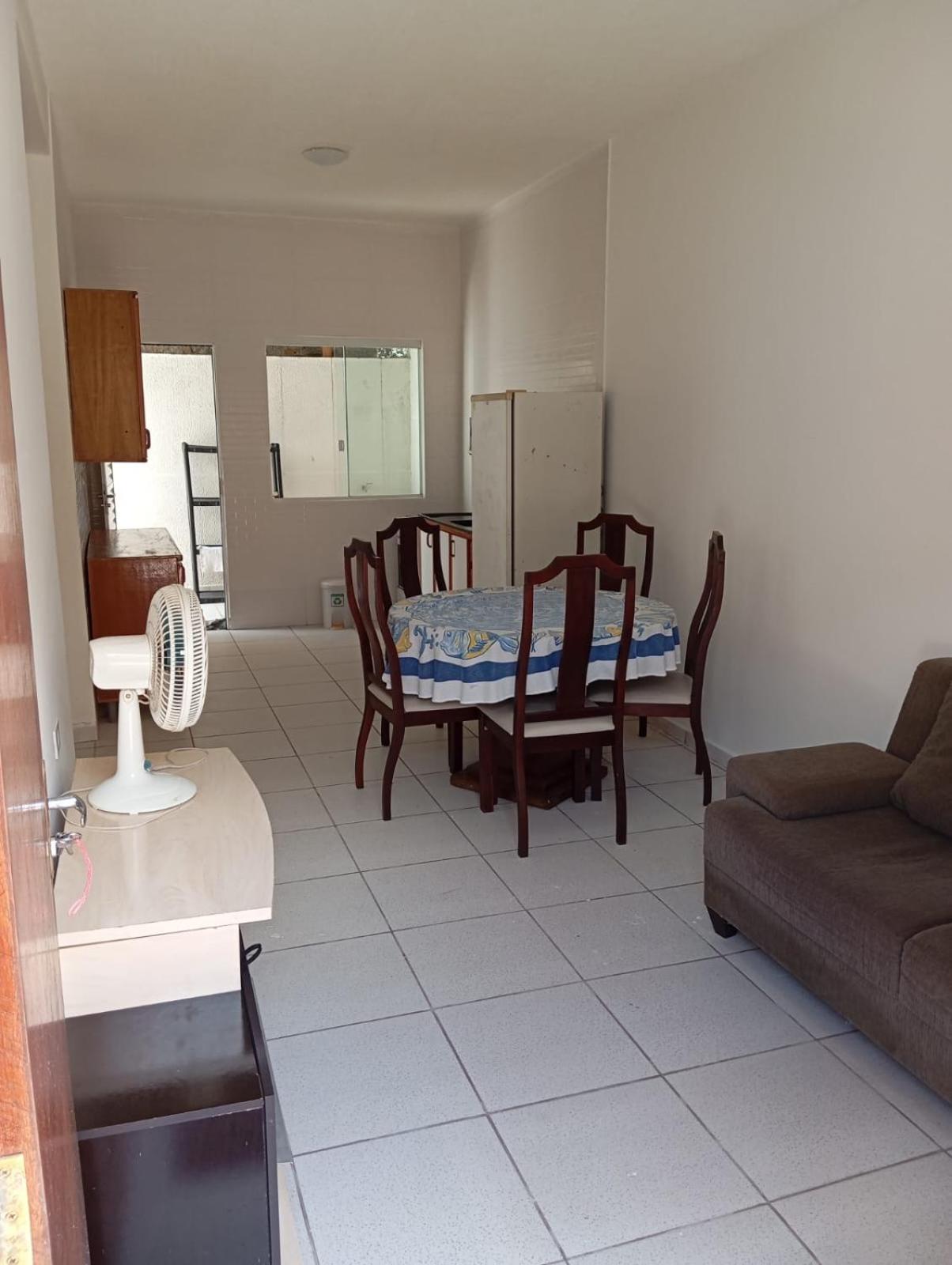 Casa boa e barata em Guaratuba