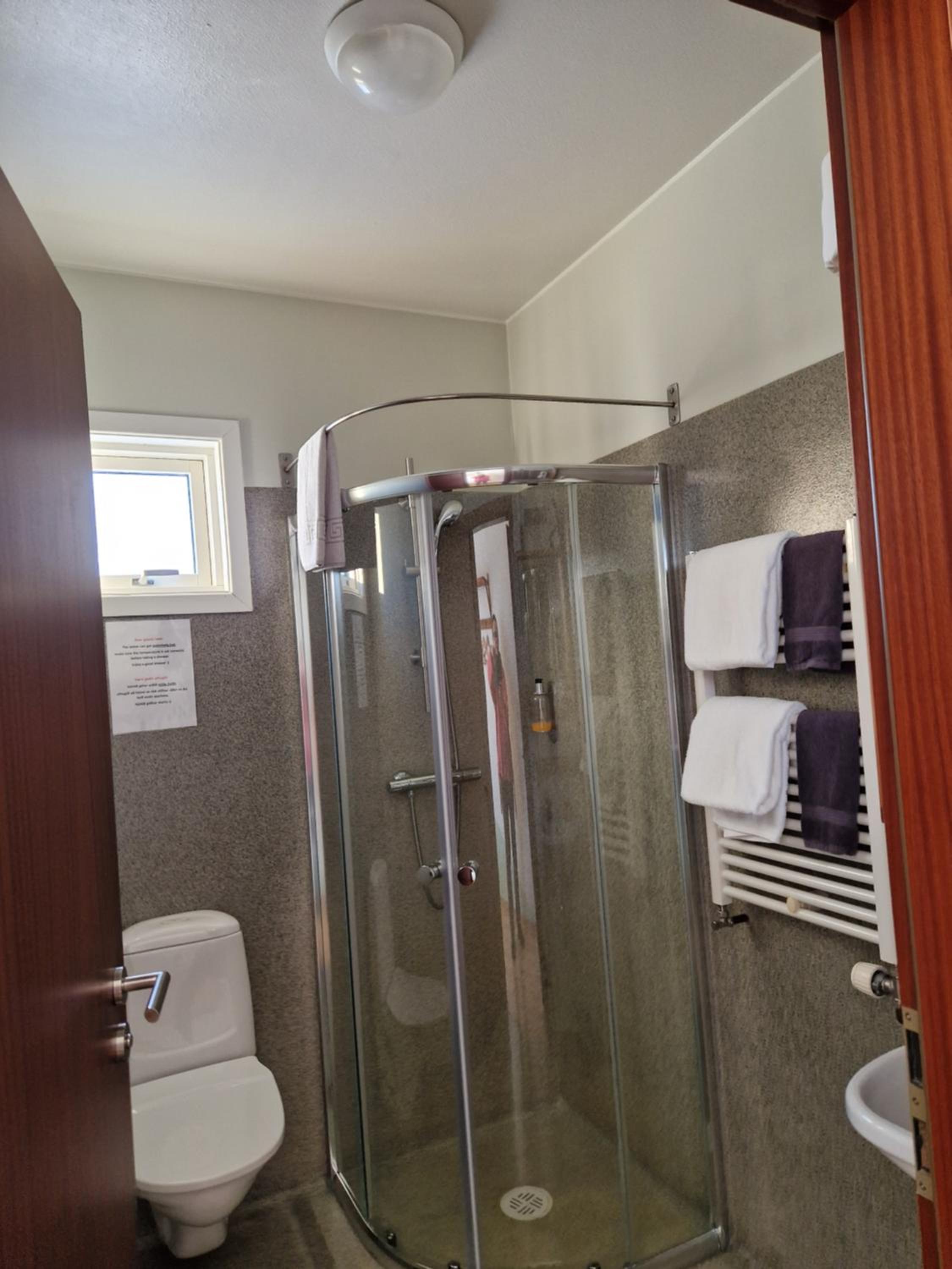 Gauksmýri guesthouse lodge
