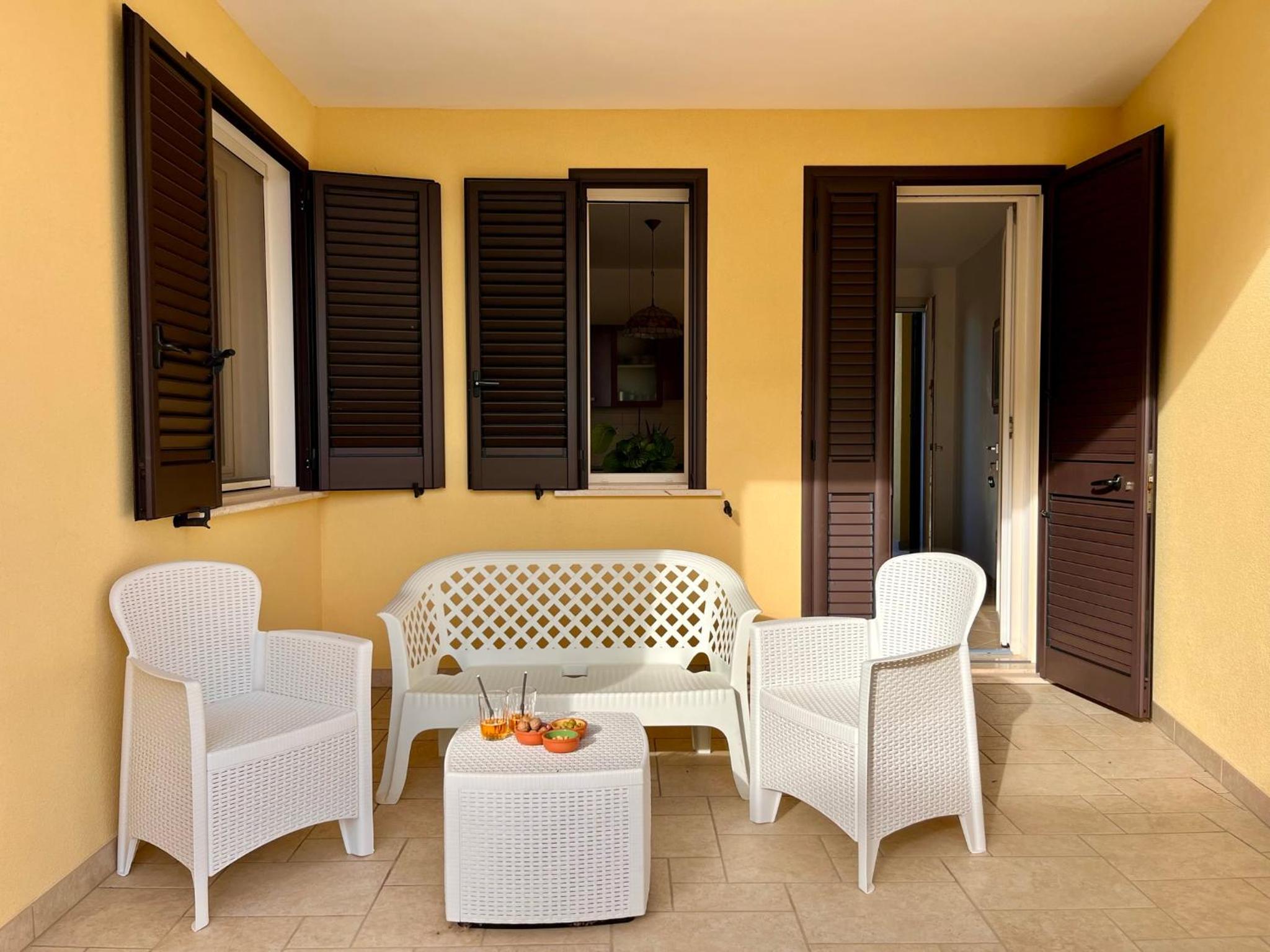 Yellow Beachfront house (60 m) by Salento Prime view 5