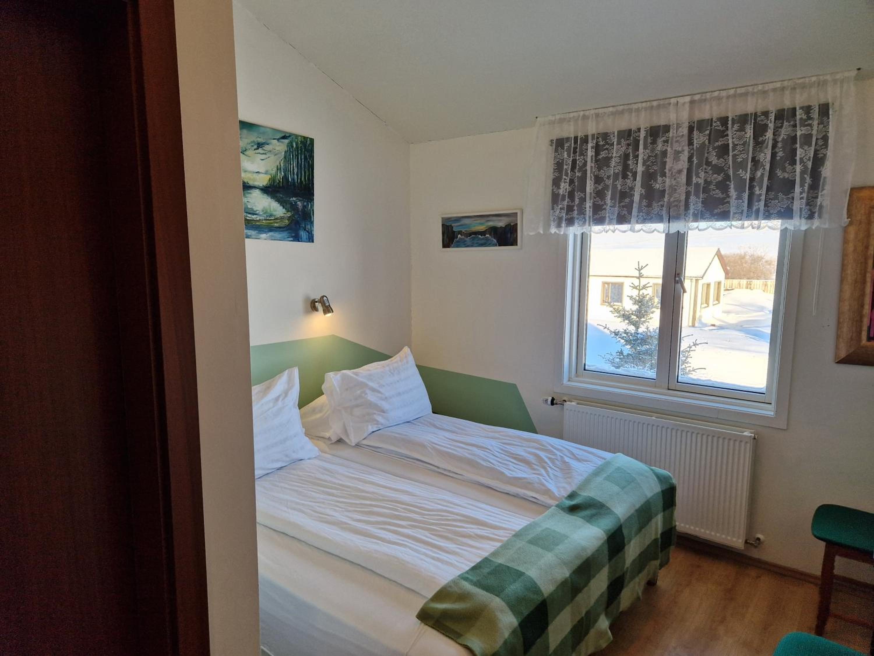 Gauksmýri guesthouse lodge