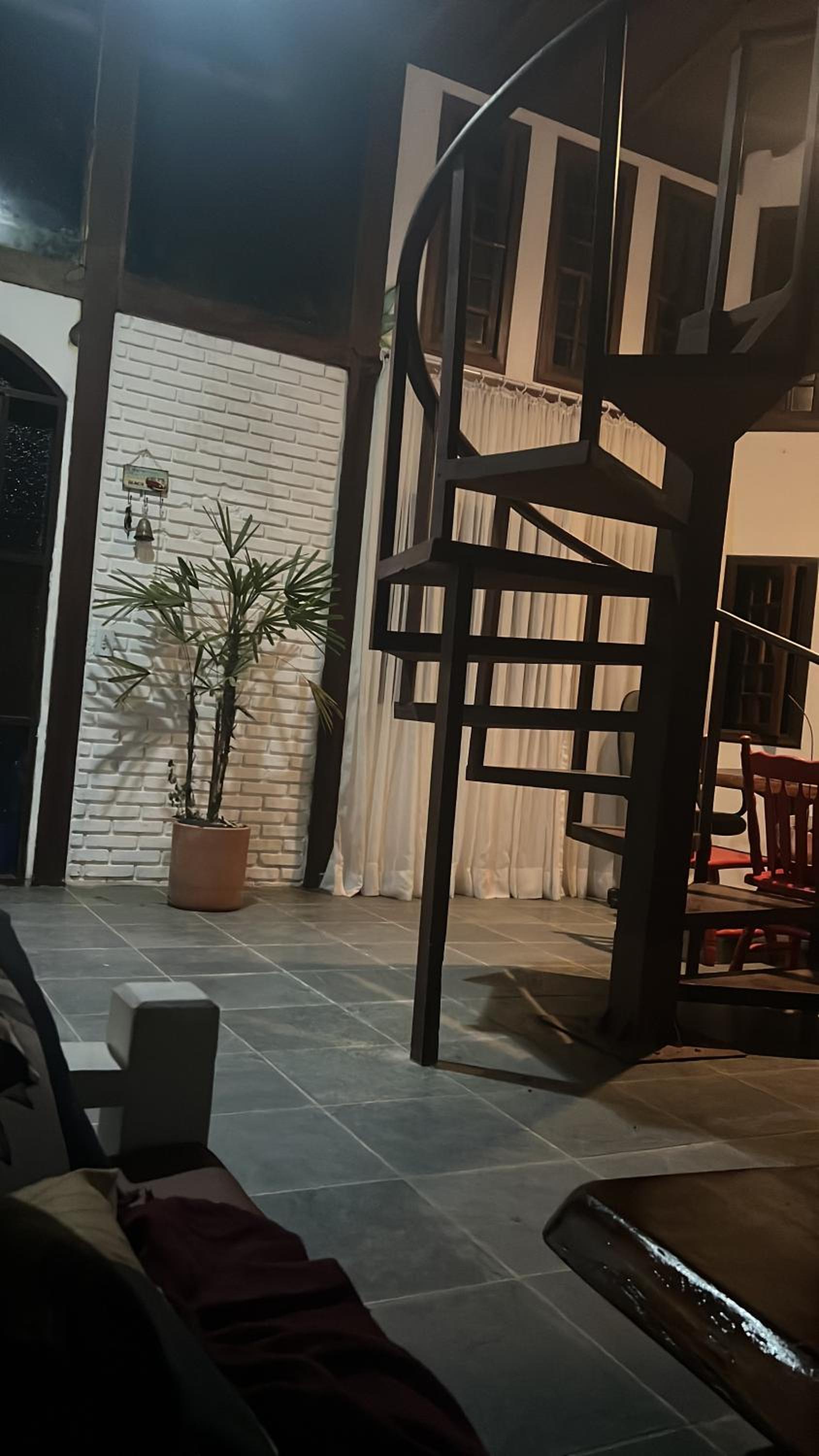 Casa próxima ao mar, Camburi.
