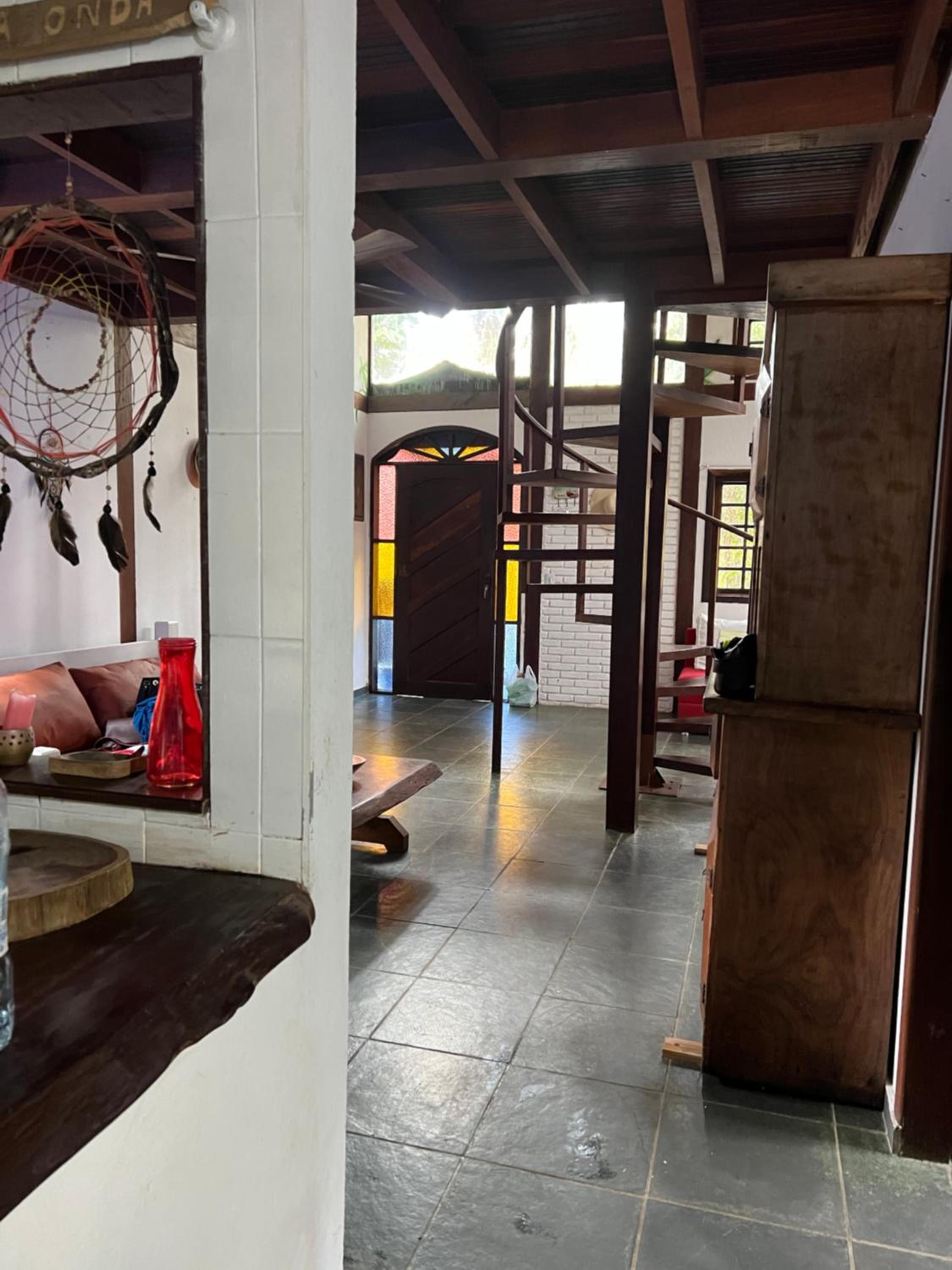 Casa próxima ao mar, Camburi.
