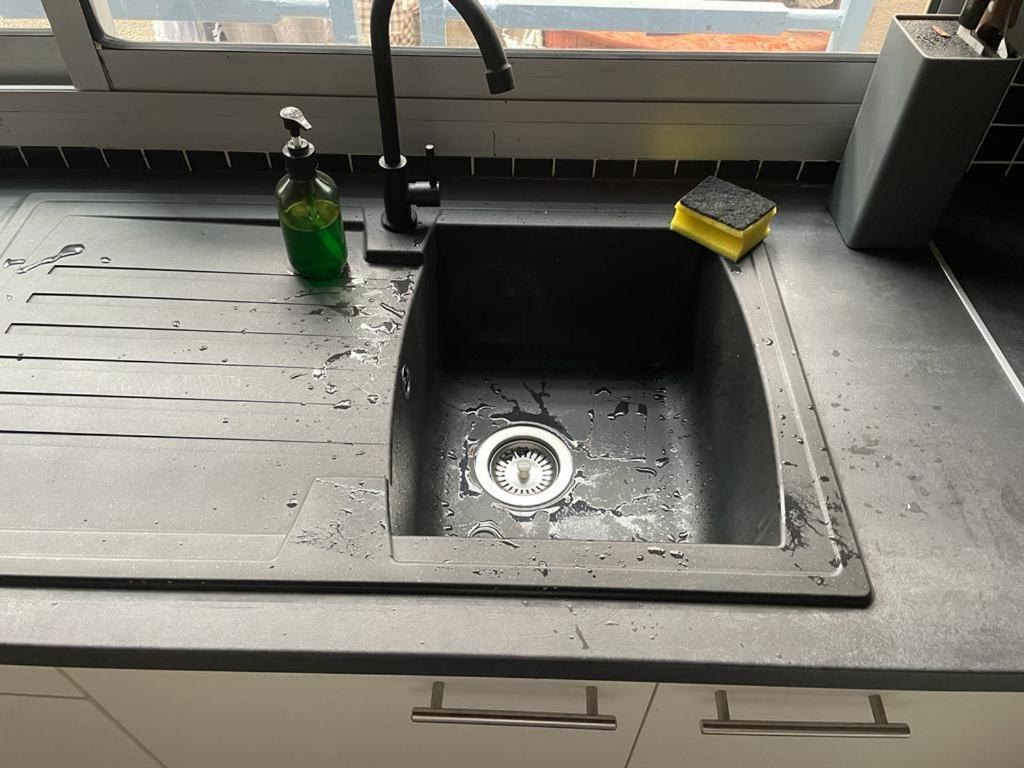 Mado Coliving - Studio Appart, Chambre coin cuisine, Chambre