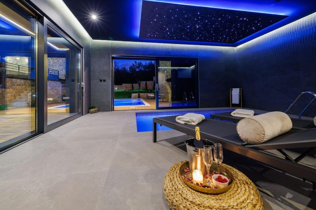 Villa Le Maris with indoor & outdoor heated pool view 5