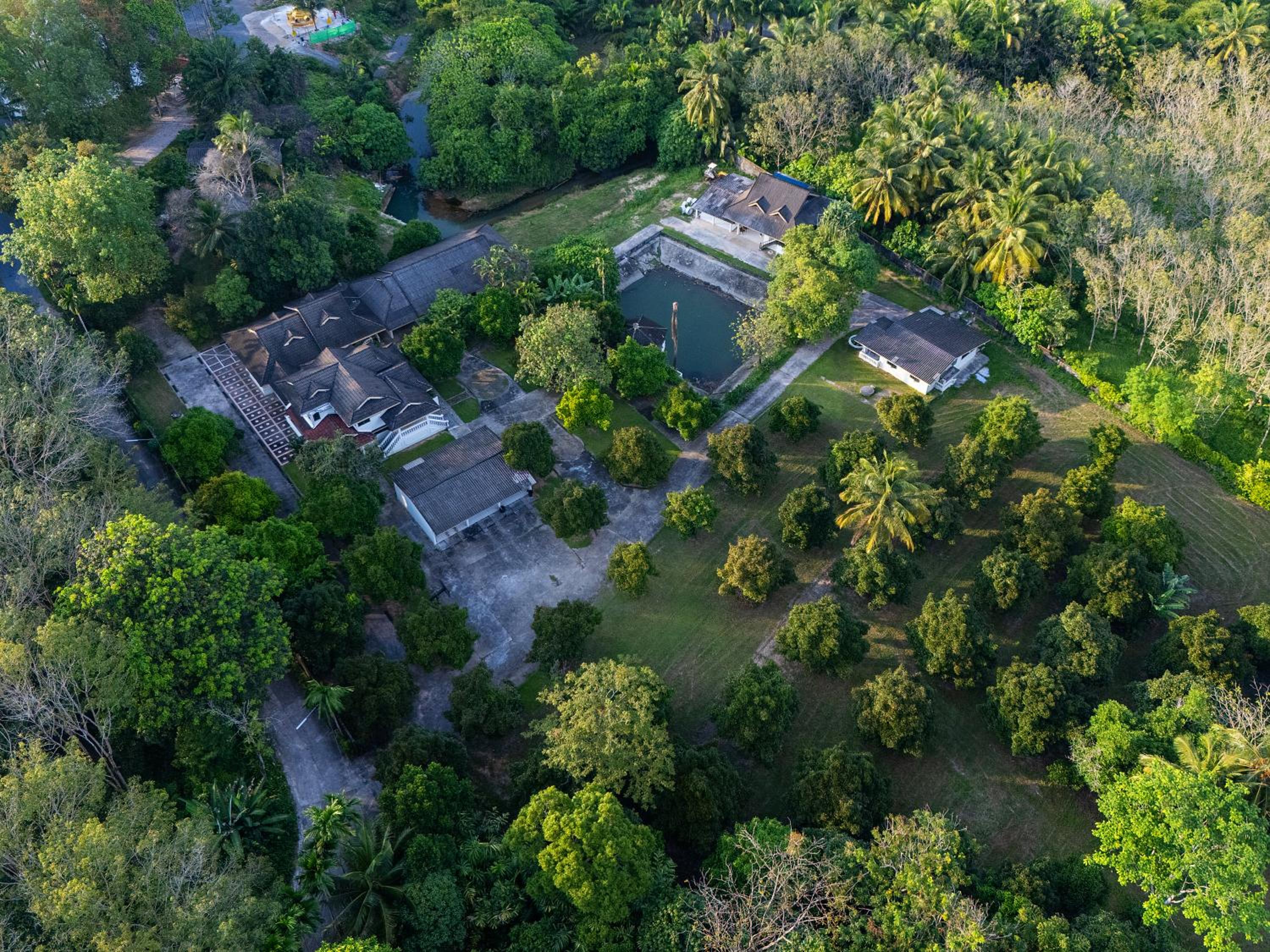 Bann Mangkud Khaolak