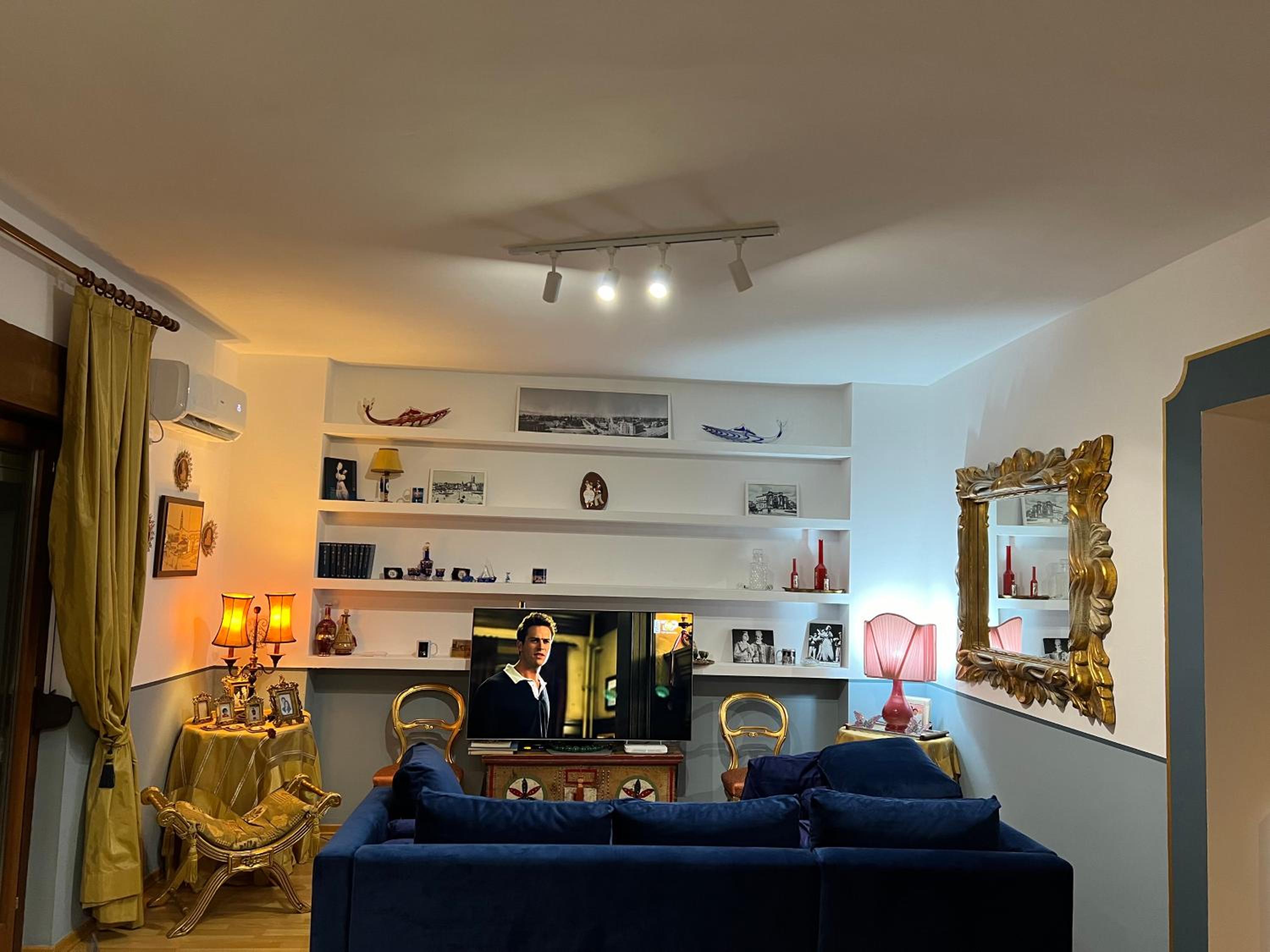 Tirana My Roots - NETI Museum Apartment Breathtaking View