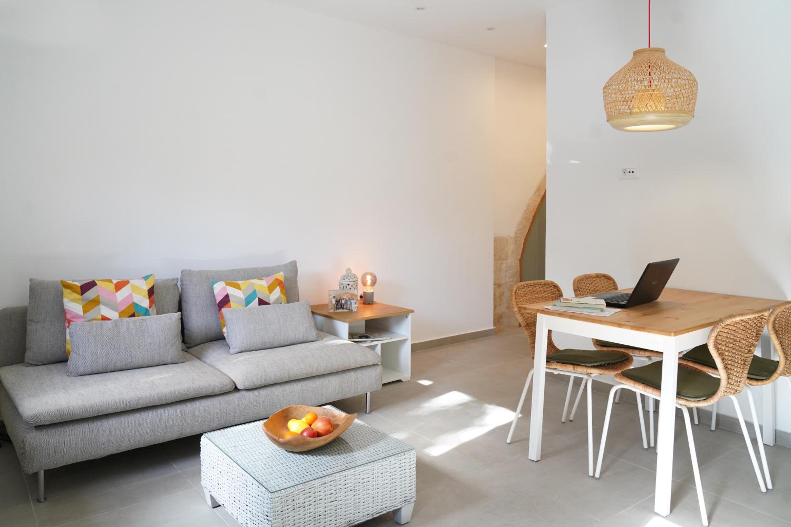 Lindas Convent Garden Home 1