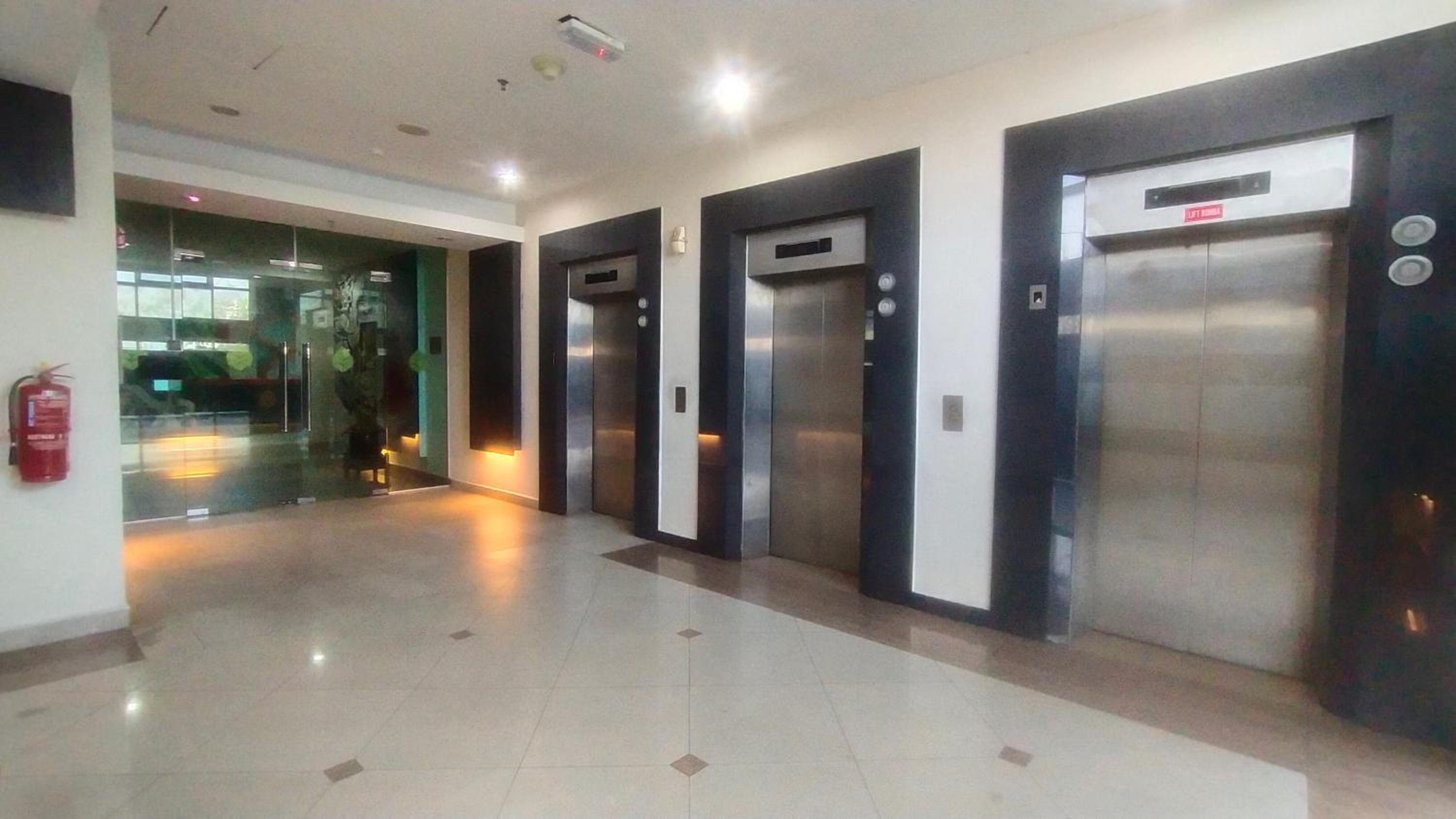CmK STUDIO APARTMEN KTC#Netflix photo 3