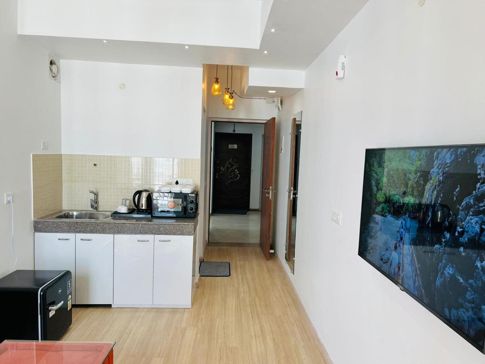 EzyStay Boutique Suites view 2