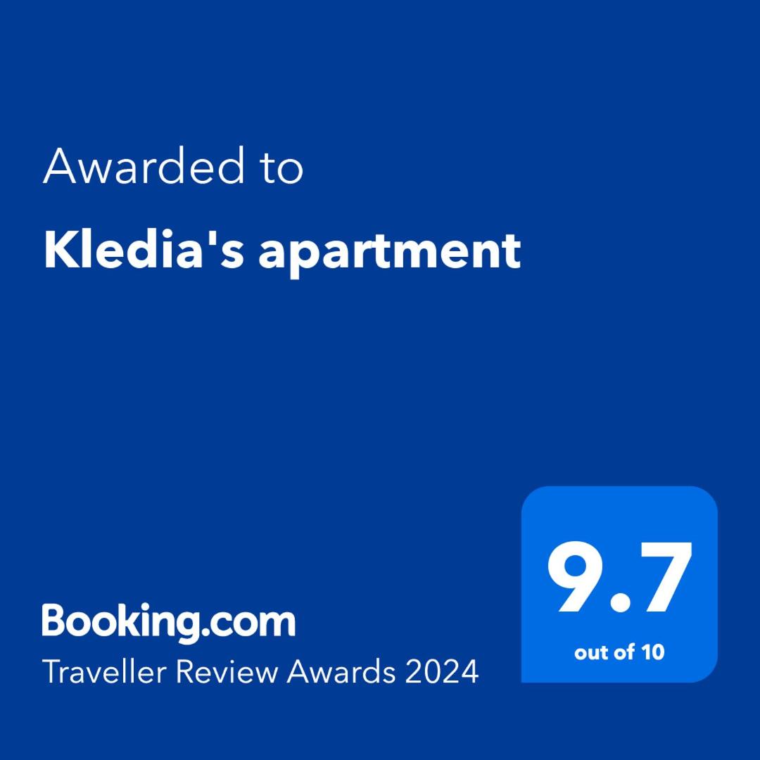 Kledia's apartment