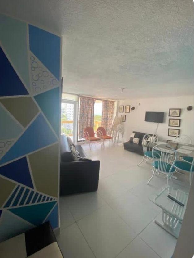APARTAMENTO RODADERO VISTA AL MAR