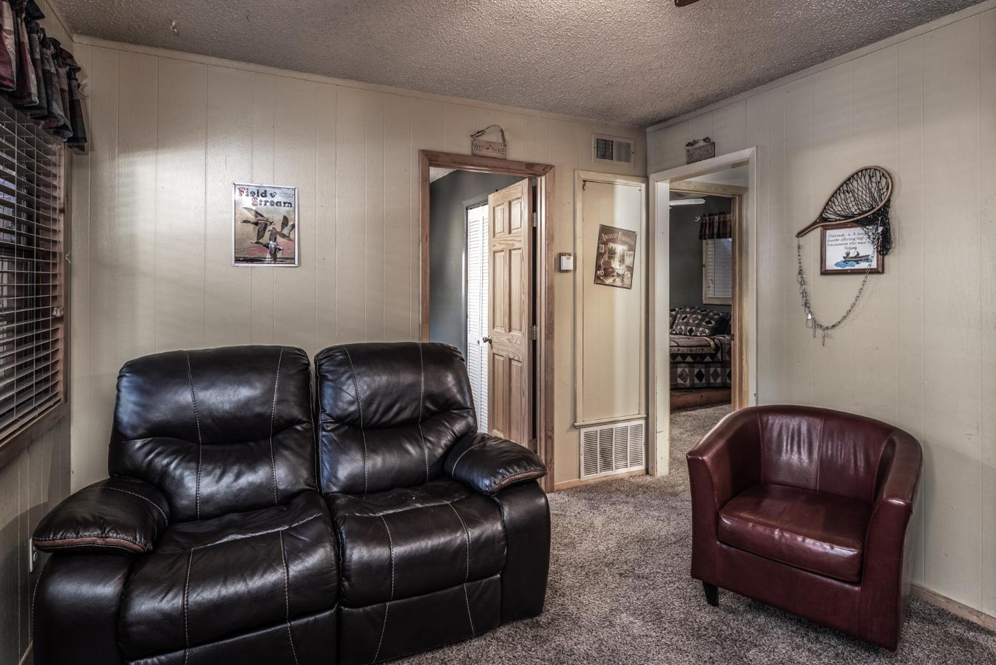 Upper Canyon Inn & Cabins